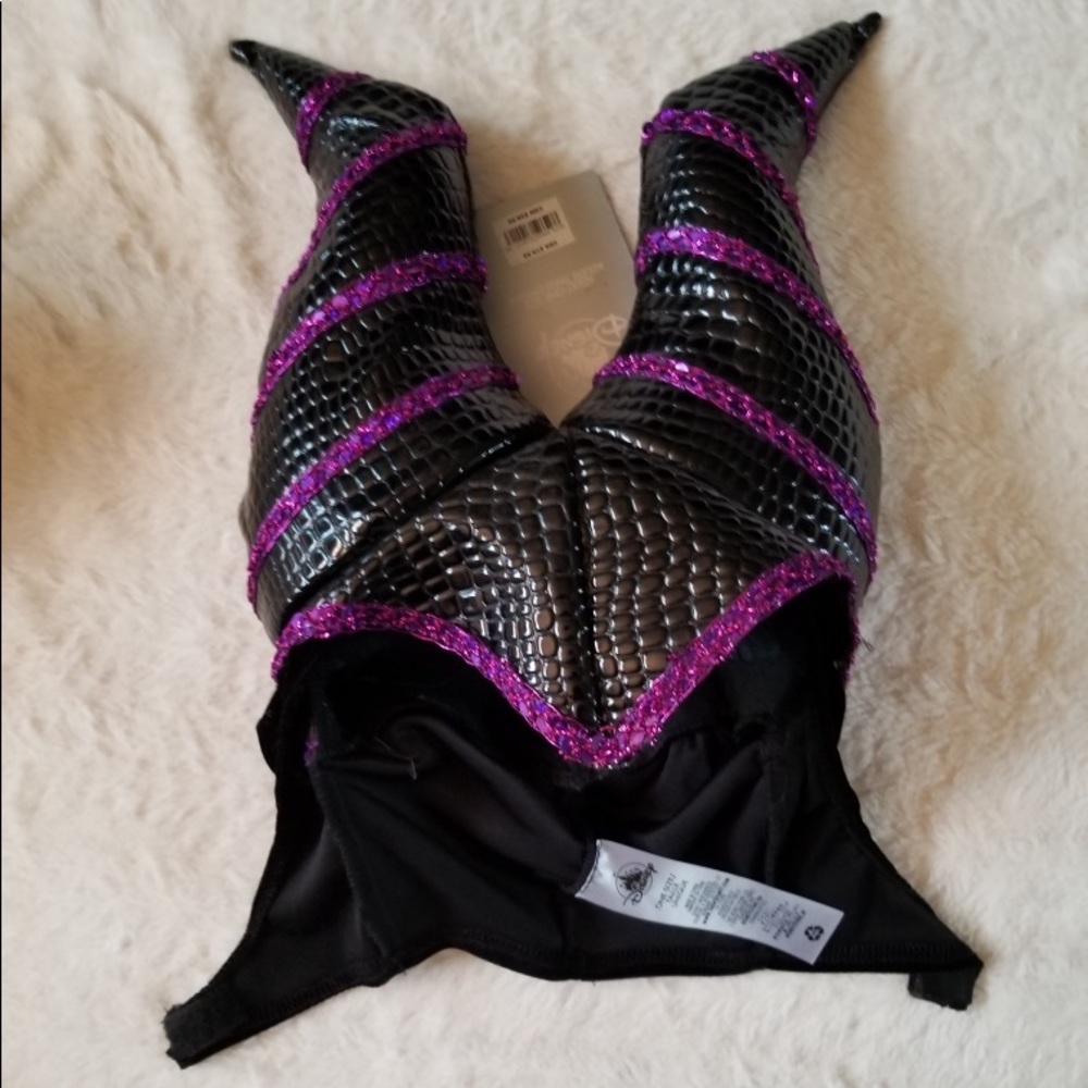 NWT Maleficent Horned Headpiece